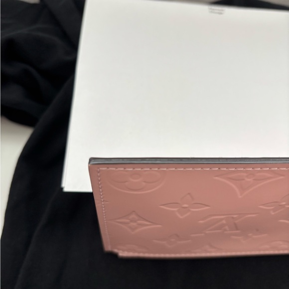 Louis Vuitton Felicie zippy pouch Very gently used- great condition! - Picture 7 of 9